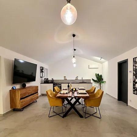 5 Apartment