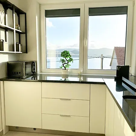 Apartment 5 Komarna
